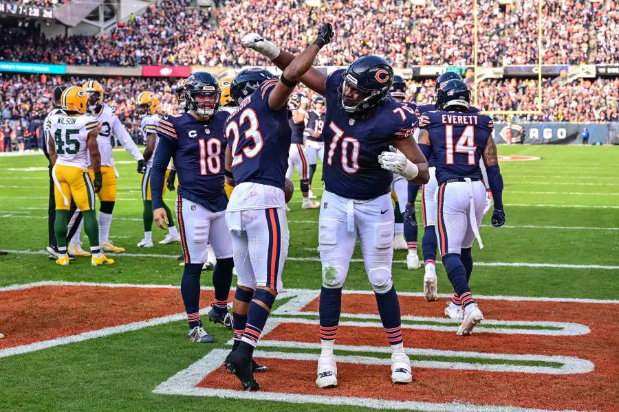 Chicago Bears, Braxton Jones