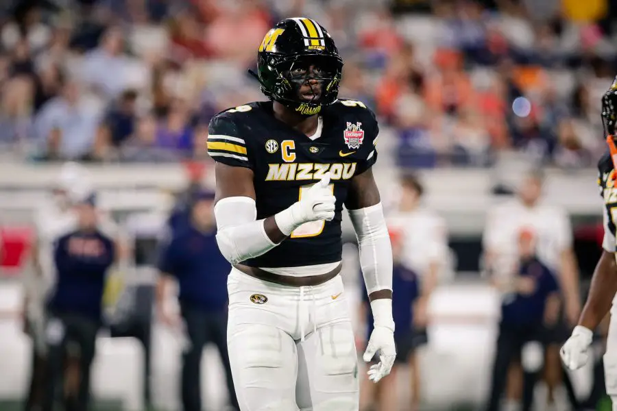 Chicago Bears Zion Young